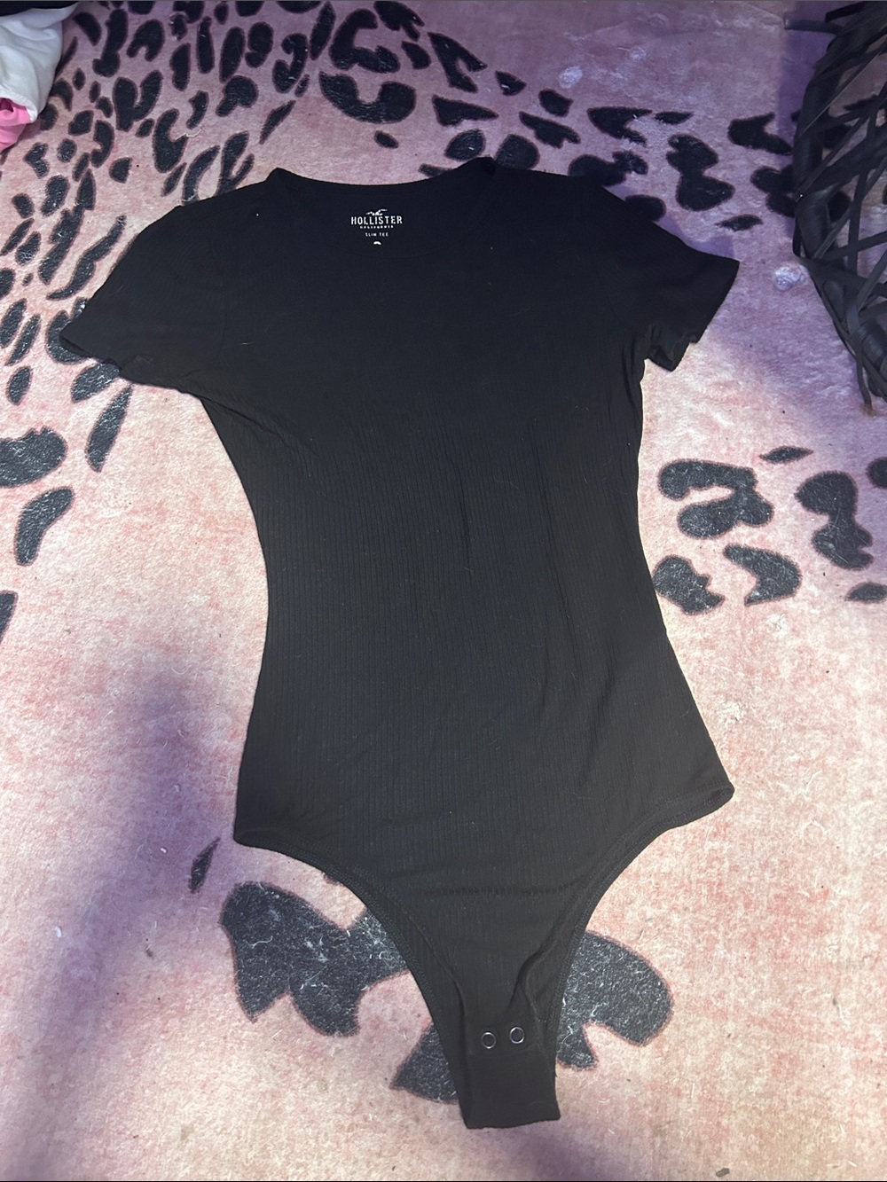 Hollister Black Ribbed Short-Sleeve Bodysuit Bandeau Style